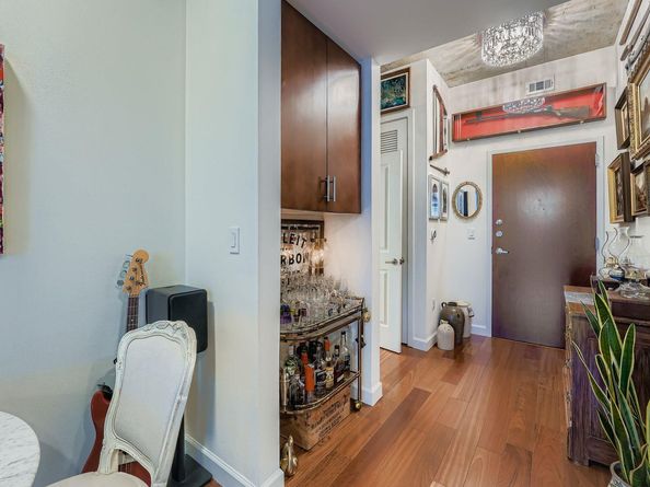 360 Nueces ST 1507, Austin TX 78701