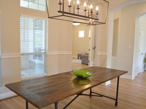 612 Twelve Oaks LN, Austin TX 78704