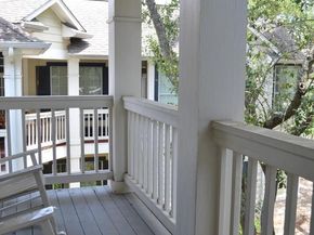 612 Twelve Oaks LN, Austin TX 78704