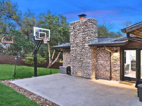 3302 Cherry Tree CIR, Austin TX 78731