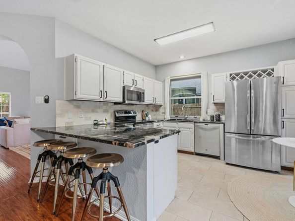 7302 John Blocker DR, Austin TX 78749