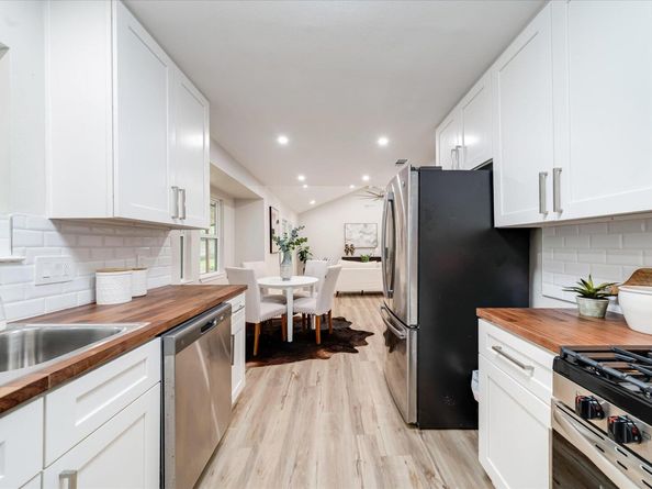6225 Hillston DR, Austin TX 78745