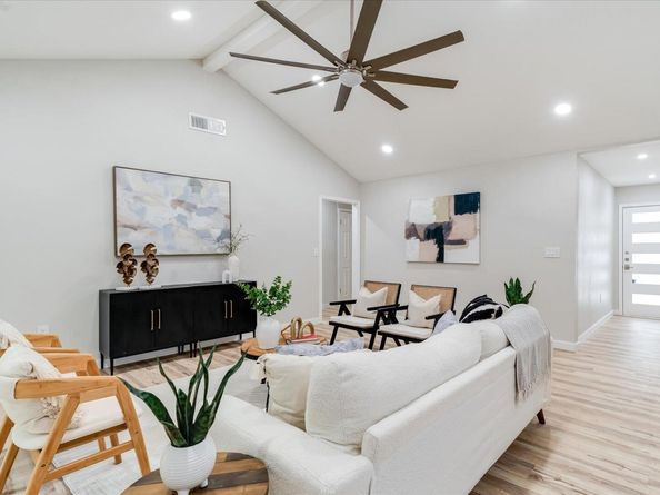 6225 Hillston DR, Austin TX 78745