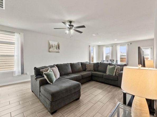 232 Syrah CT, Leander TX 78641