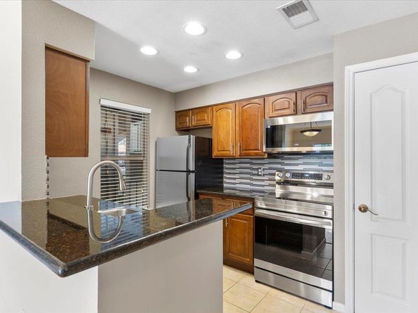 6000 Shepherd Mountain CV 309, Austin TX 78730