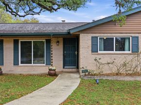 910 Berrywood DR, Austin TX 78753