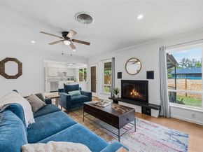 910 Berrywood DR, Austin TX 78753