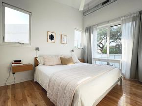 1204 Woodland Ave B, Austin TX 78704