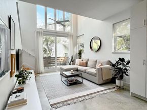 1204 Woodland Ave B, Austin TX 78704