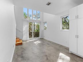 1204 Woodland Ave B, Austin TX 78704