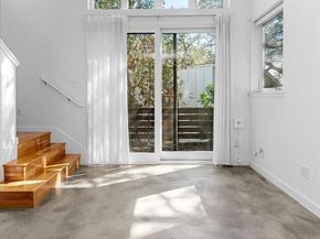 1204 Woodland Ave B, Austin TX 78704