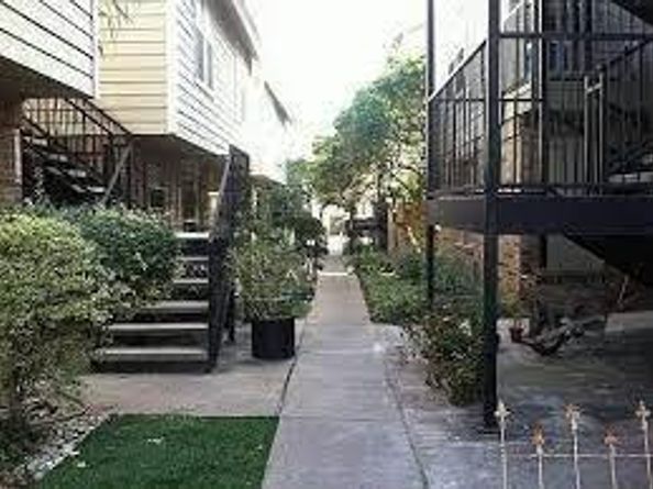 5608 Cougar DR 203, Austin TX 78745