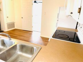 5608 Cougar DR 203, Austin TX 78745