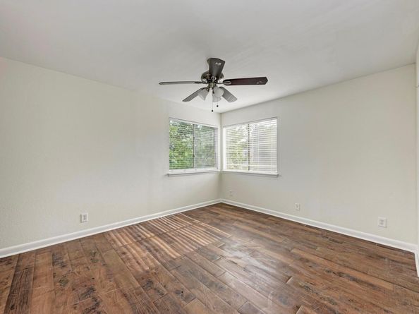1010 W 23rd ST 2, Austin TX 78705