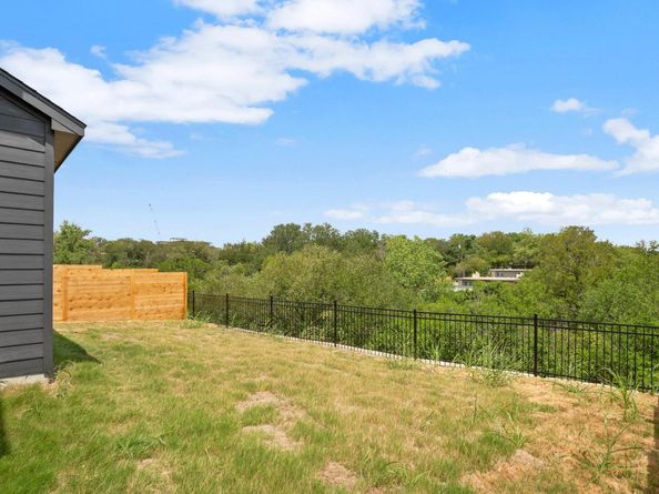 2720 Bristol Dr DR 2, Austin TX 78723