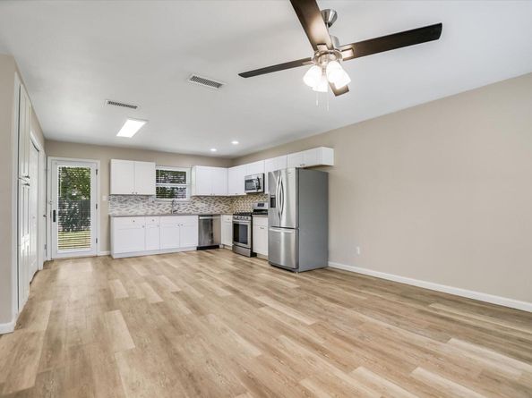6026 Bluebell CIR, Austin TX 78741