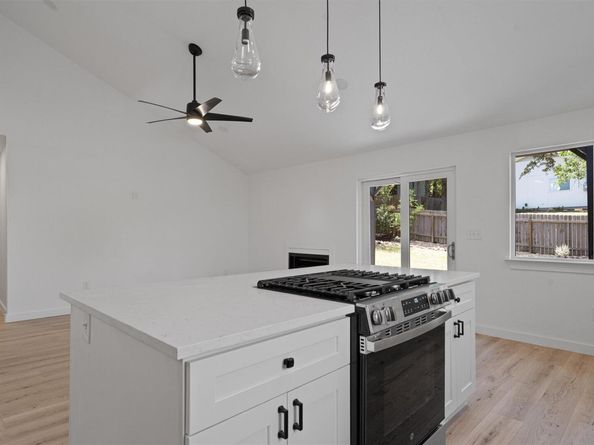 3405 Dunliegh DR, Austin TX 78745