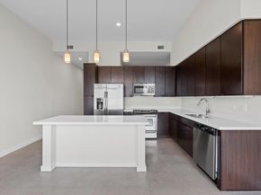 507 Sabine ST 503, Austin TX 78701
