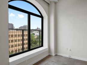 507 Sabine ST 503, Austin TX 78701