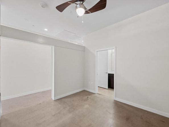 507 Sabine ST 503, Austin TX 78701