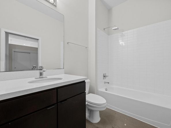 507 Sabine ST 503, Austin TX 78701