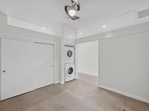 507 Sabine ST 503, Austin TX 78701