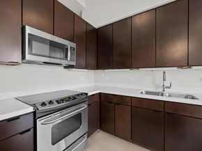 507 Sabine ST 503, Austin TX 78701