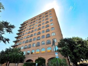 507 Sabine ST 503, Austin TX 78701