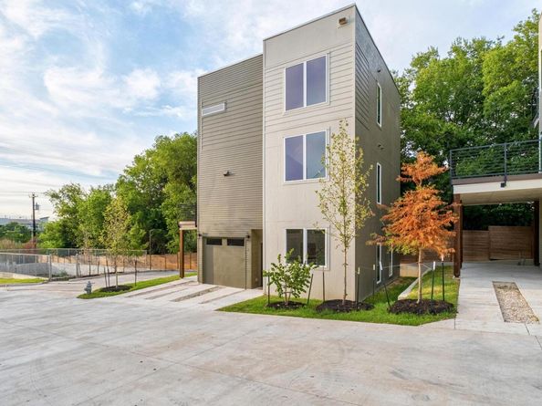 2309 Montopolis DR 9, Austin TX 78741