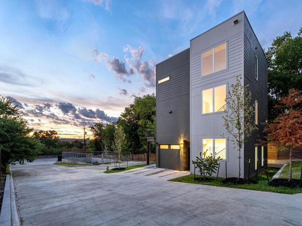 2309 Montopolis DR 9, Austin TX 78741