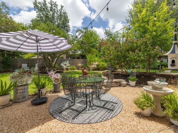 10507 Plumewood DR, Austin TX 78750
