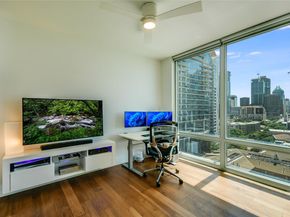 300 Bowie ST 1403, Austin TX 78703