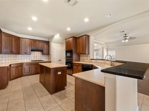 1102 Canyon Maple RD, Pflugerville TX 78660