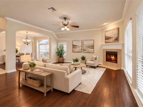 1102 Canyon Maple RD, Pflugerville TX 78660