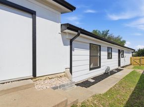 5728 Pinon Vista DR, Austin TX 78724