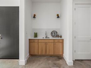 106 W Croslin ST 1, Austin TX 78752
