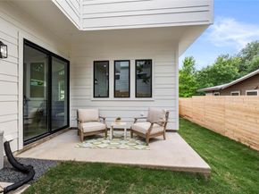 106 W Croslin ST 1, Austin TX 78752