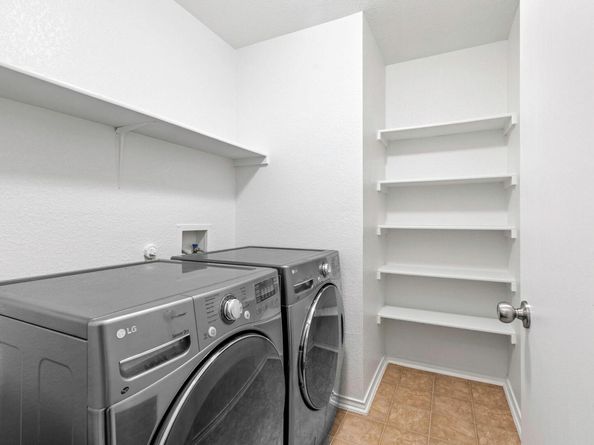5608 Apple Orchard LN, Austin TX 78744