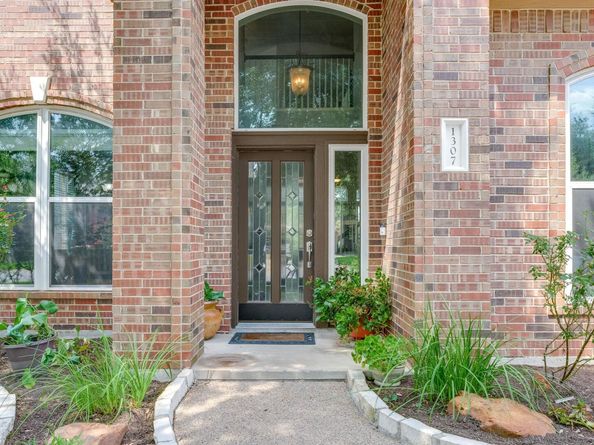 1307 Fall Creek LOOP, Cedar Park TX 78613