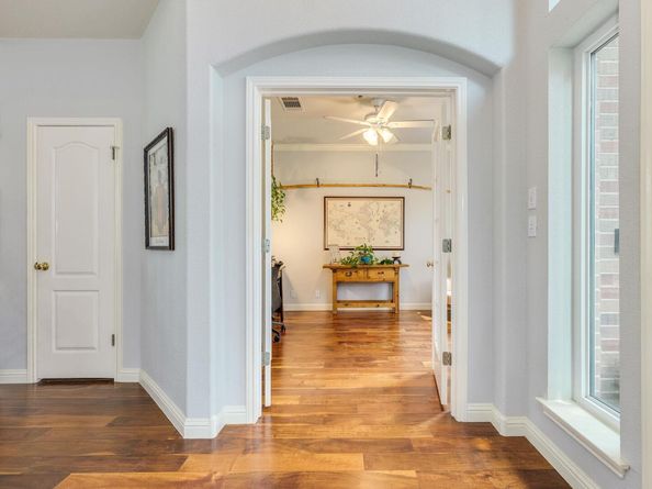 1307 Fall Creek LOOP, Cedar Park TX 78613
