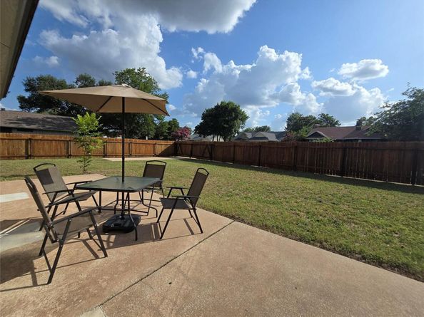 8815 Cainwood LN, Austin TX 78729