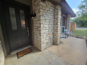 8815 Cainwood LN, Austin TX 78729