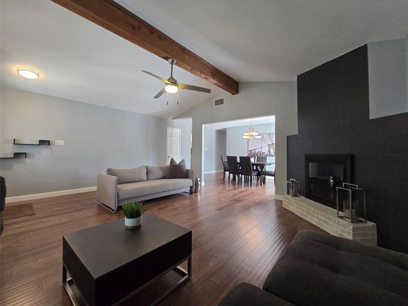 8815 Cainwood LN, Austin TX 78729