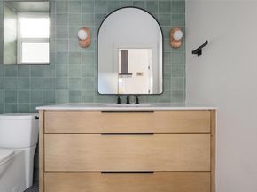 1209 Canterbury ST, Austin TX 78702