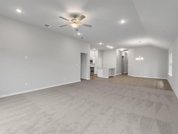 244 Ironshoe TRL, Liberty Hill TX 78642