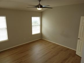 16100 S Great Oaks DR 1902, Round Rock TX 78681