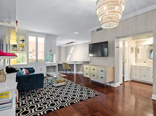 1707 Spyglass DR 123, Austin TX 78746