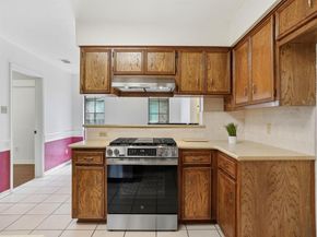 306 Woodstone DR, Georgetown TX 78628