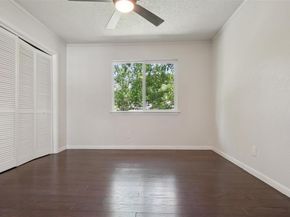 6214 Blarwood DR, Austin TX 78745