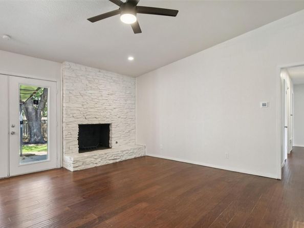 6214 Blarwood DR, Austin TX 78745